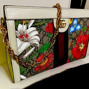 COPY - Gucci chain bag